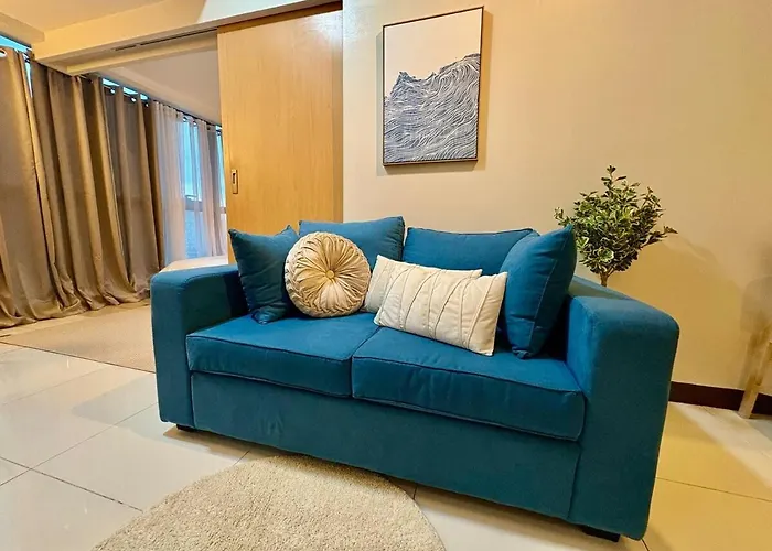 1br At Parksuites Tower 1 Beside Landers, Bgc *